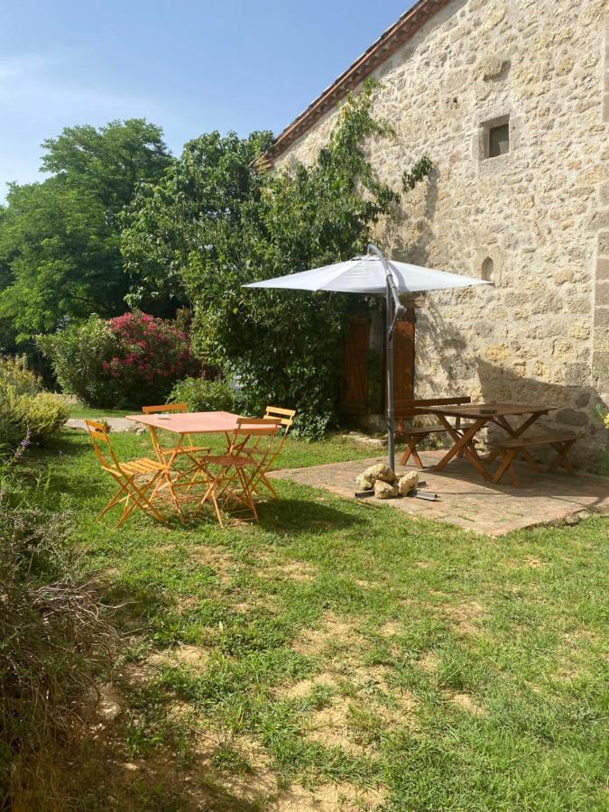 Chez Sophie -Chambres D'Hotes, Gite Et Gite Equestre Clermont-Dessous Екстериор снимка