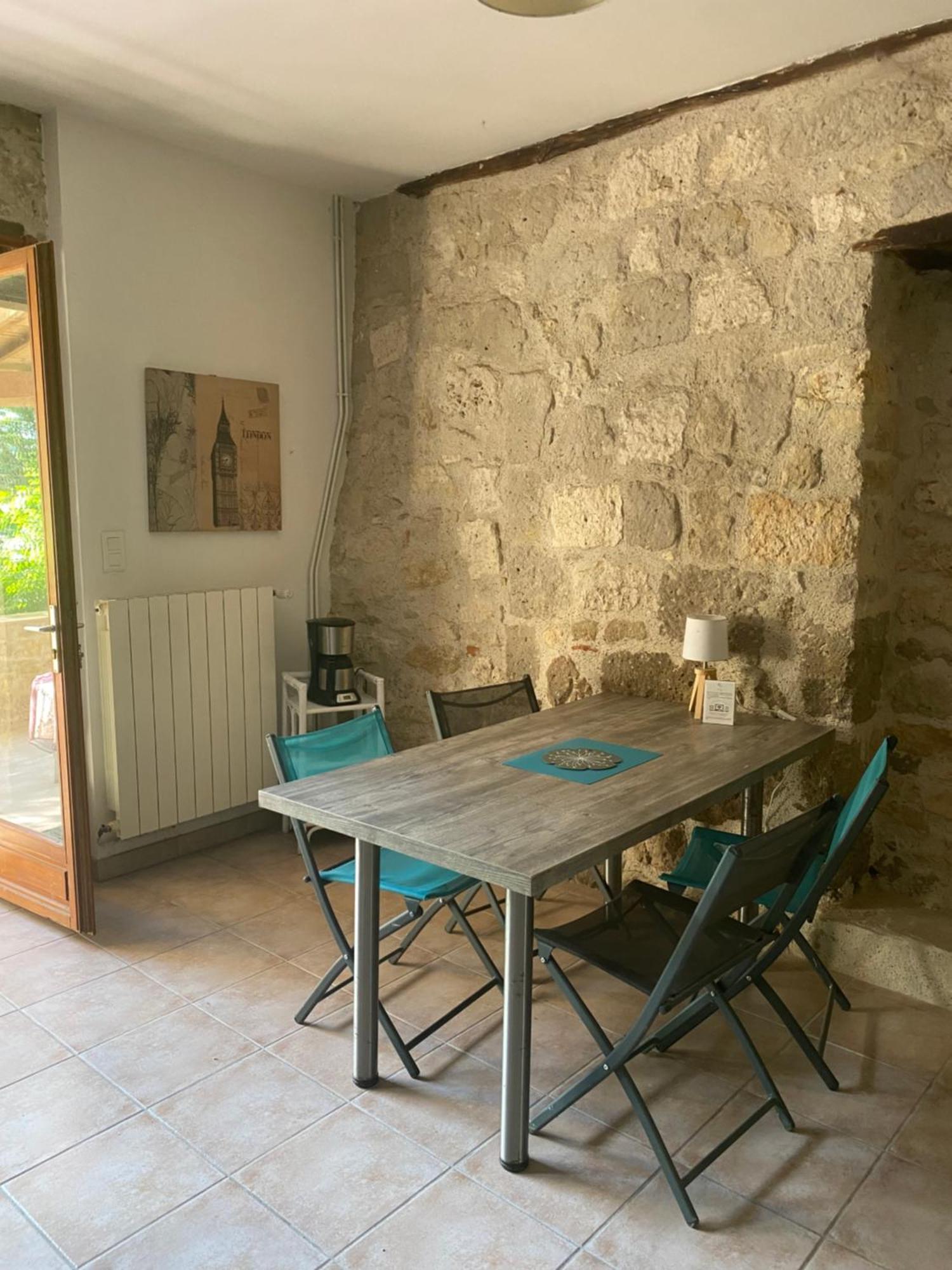 Chez Sophie -Chambres D'Hotes, Gite Et Gite Equestre Clermont-Dessous Екстериор снимка